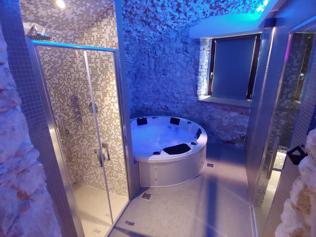 Castello Di Fagnano -Albergo Diffuso & Spa Fagnano Alto Kültér fotó